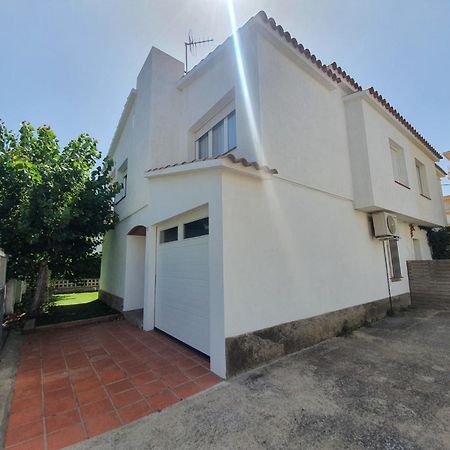 Holiday Home Villa Guapa L'Estartit Exterior photo
