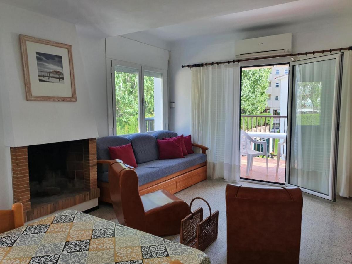 Holiday Home Villa Guapa L'Estartit Exterior photo