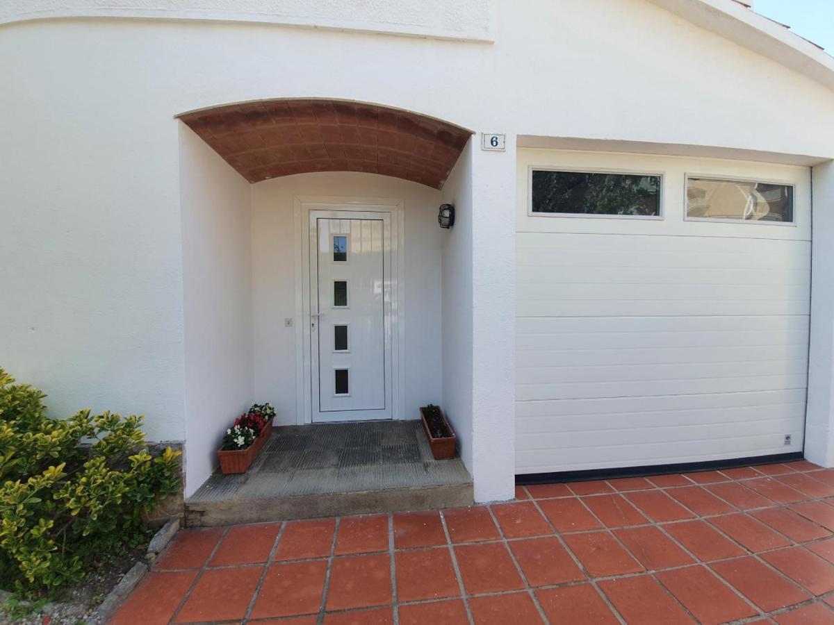Holiday Home Villa Guapa L'Estartit Exterior photo