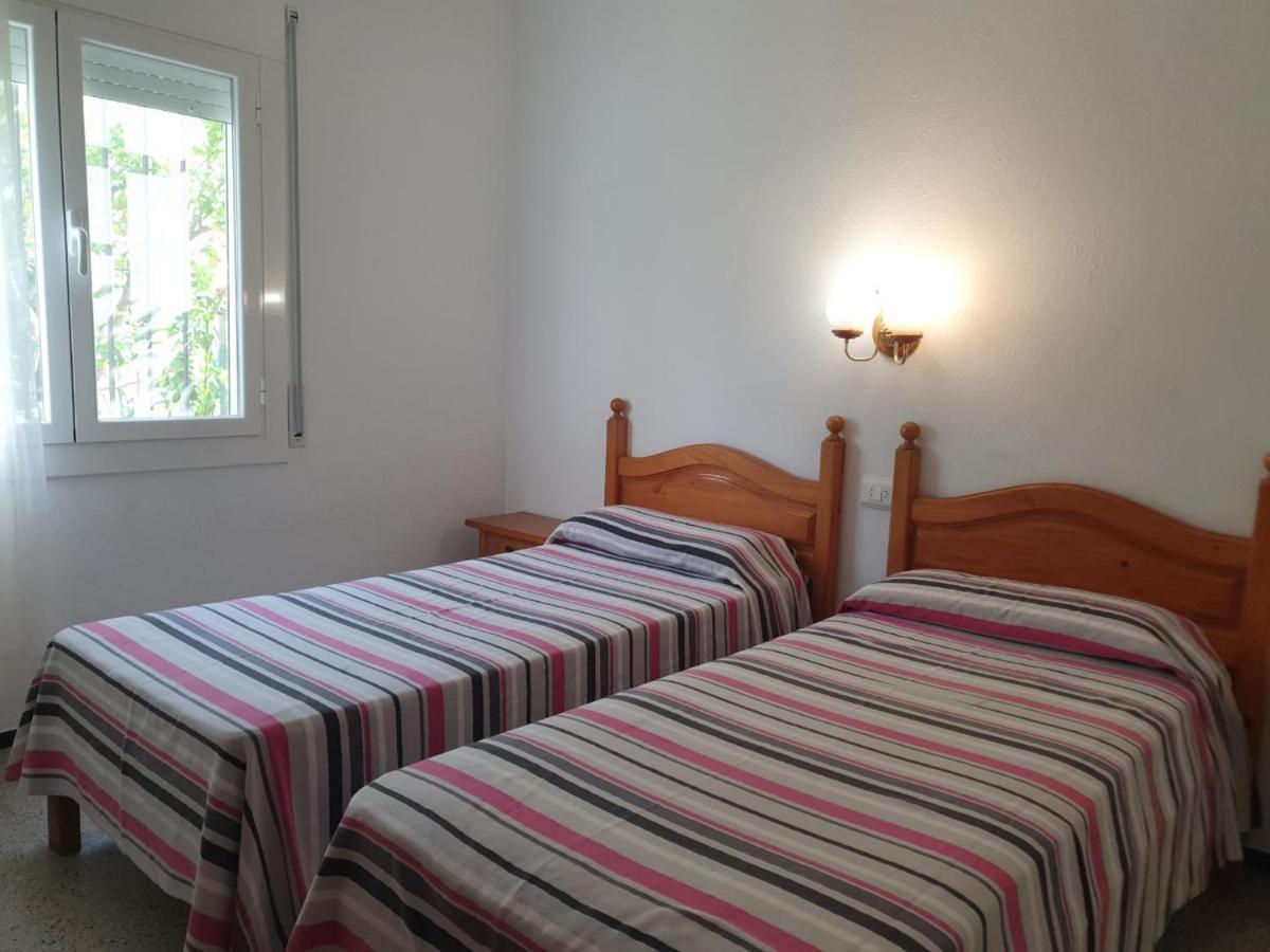 Holiday Home Villa Guapa L'Estartit Exterior photo